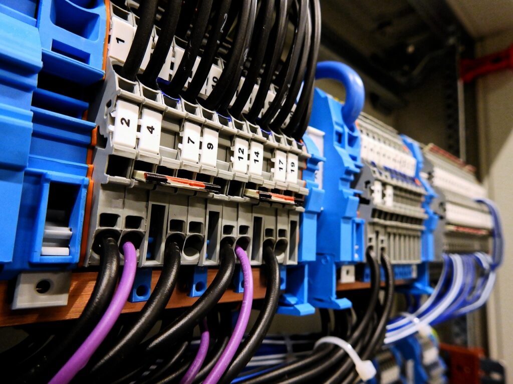 switchgear, switch cabinet, electro distributor-2069785.jpg